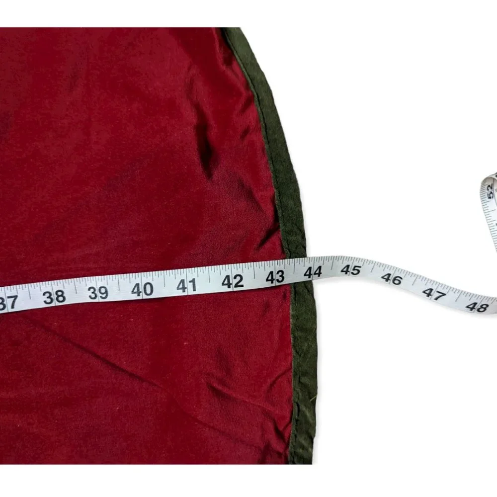 Red & Green Christmas Tree Skirt
